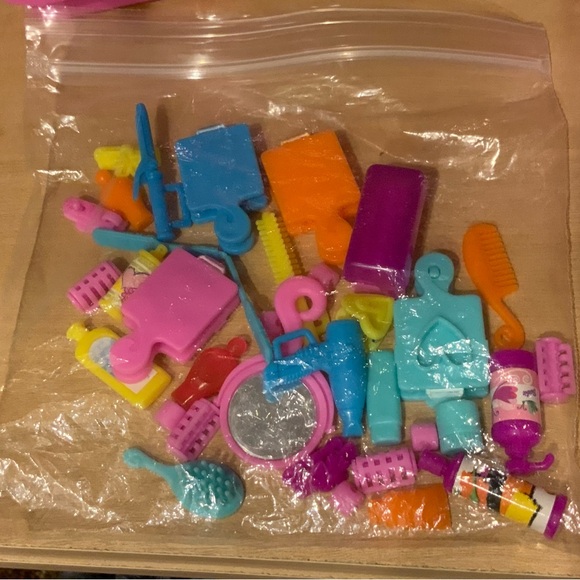 Vintage Barbie Salon Playset Hair extensions Accessories - Picture 10 of 10